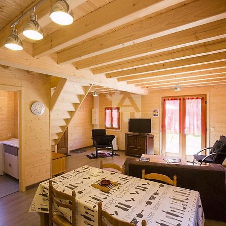 Chalet Des Noisettes Murol Dış mekan fotoğraf
