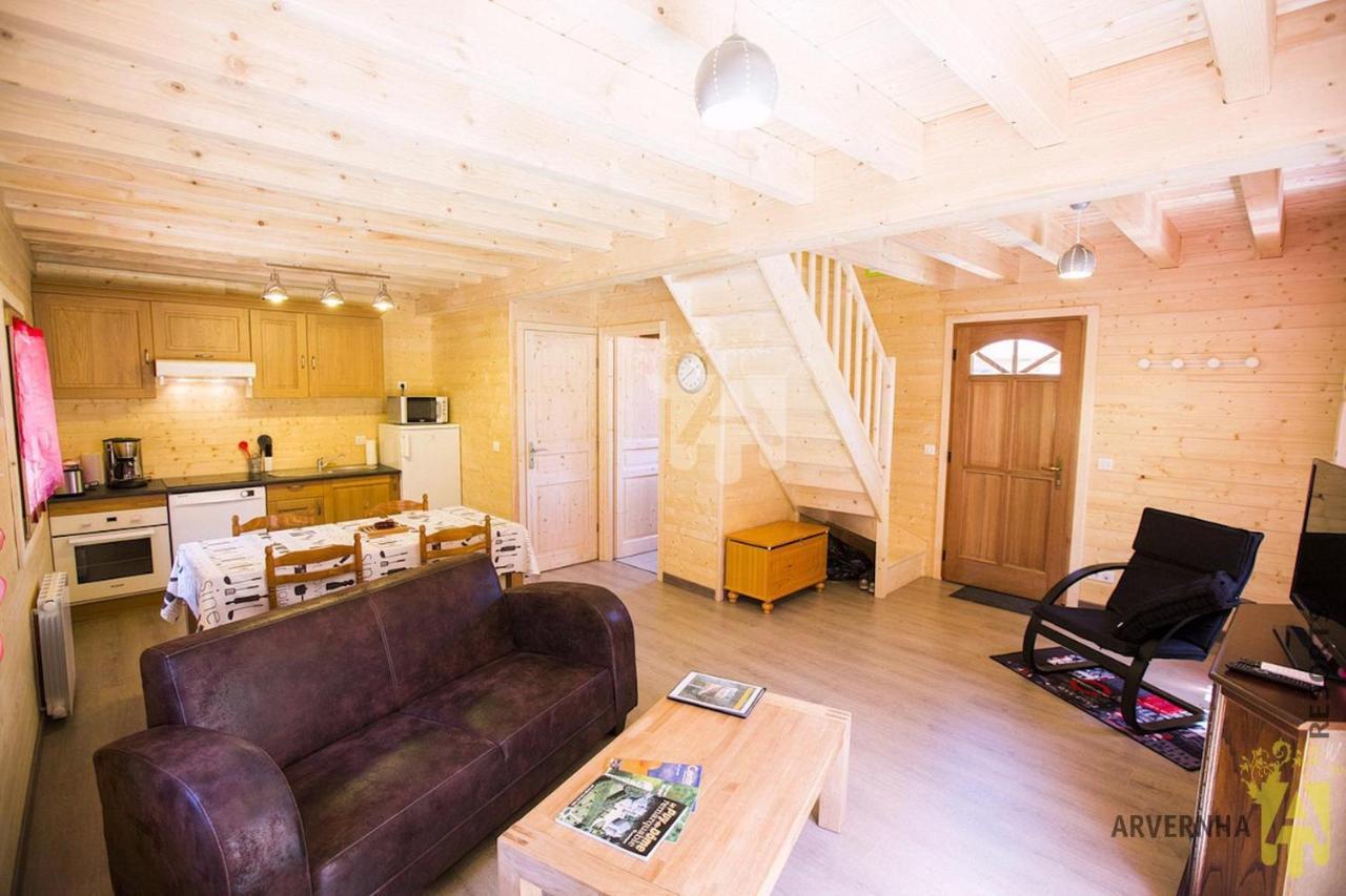 Chalet Des Noisettes Murol Dış mekan fotoğraf
